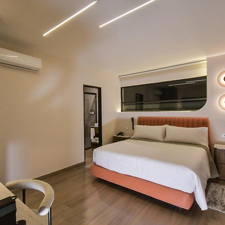 Expo Satelite 2750 Hotel & Suites Guadalajara Kültér fotó