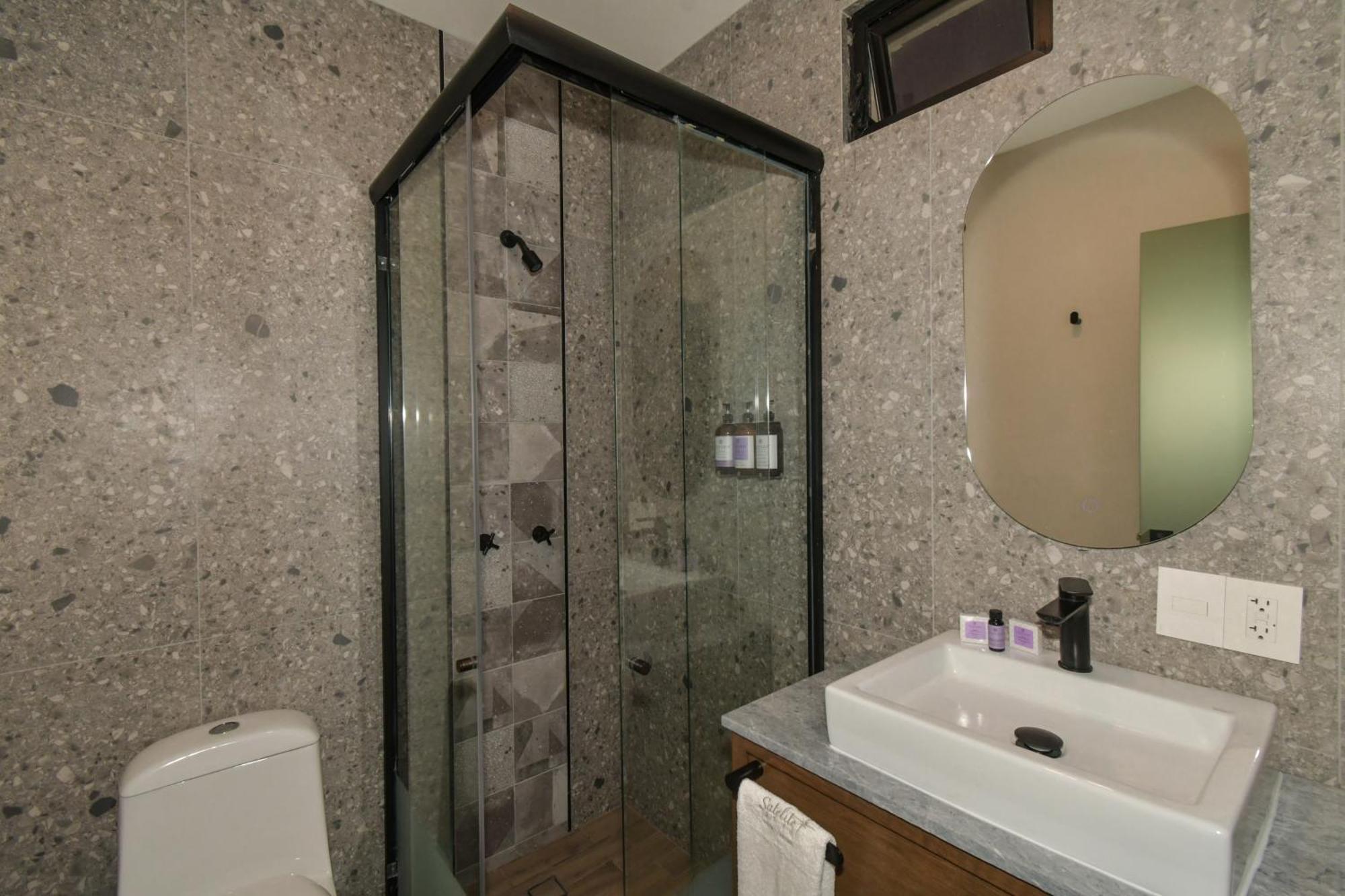 Expo Satelite 2750 Hotel & Suites Guadalajara Kültér fotó