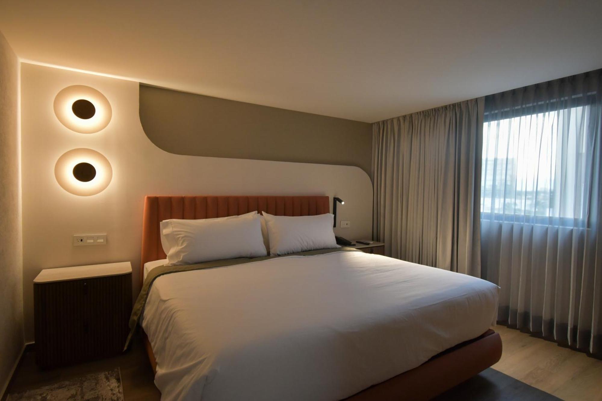 Expo Satelite 2750 Hotel & Suites Guadalajara Kültér fotó