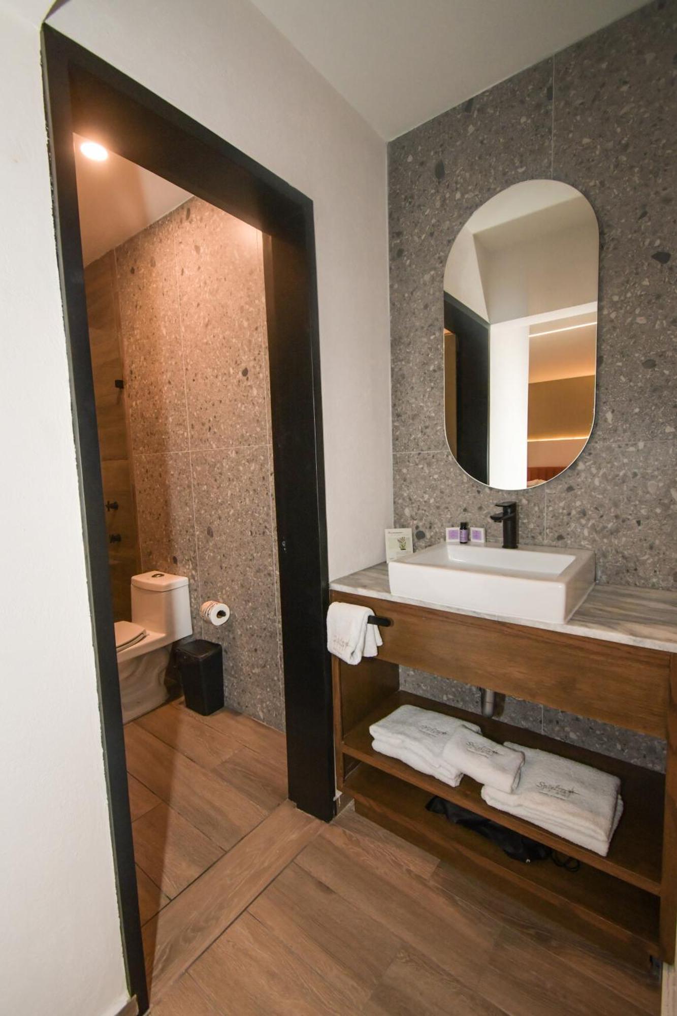 Expo Satelite 2750 Hotel & Suites Guadalajara Kültér fotó